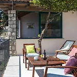 Mirjana Apartman Mlini