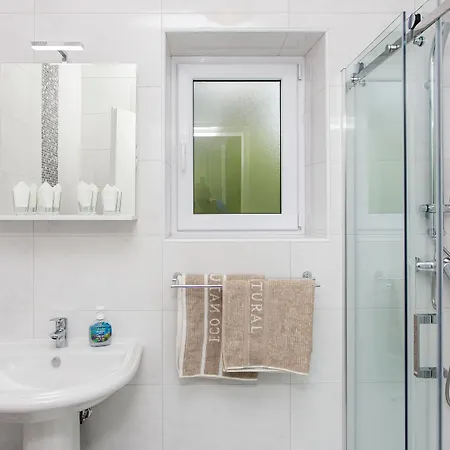 Apartment Mirjana Mlini