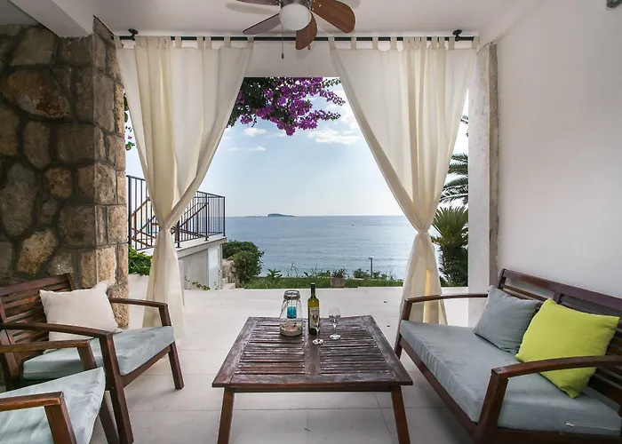 Mirjana דירה מליני