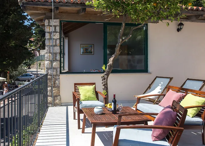 Mirjana דירה מליני