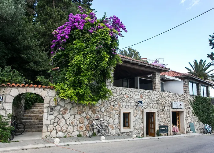 Mirjana דירה מליני